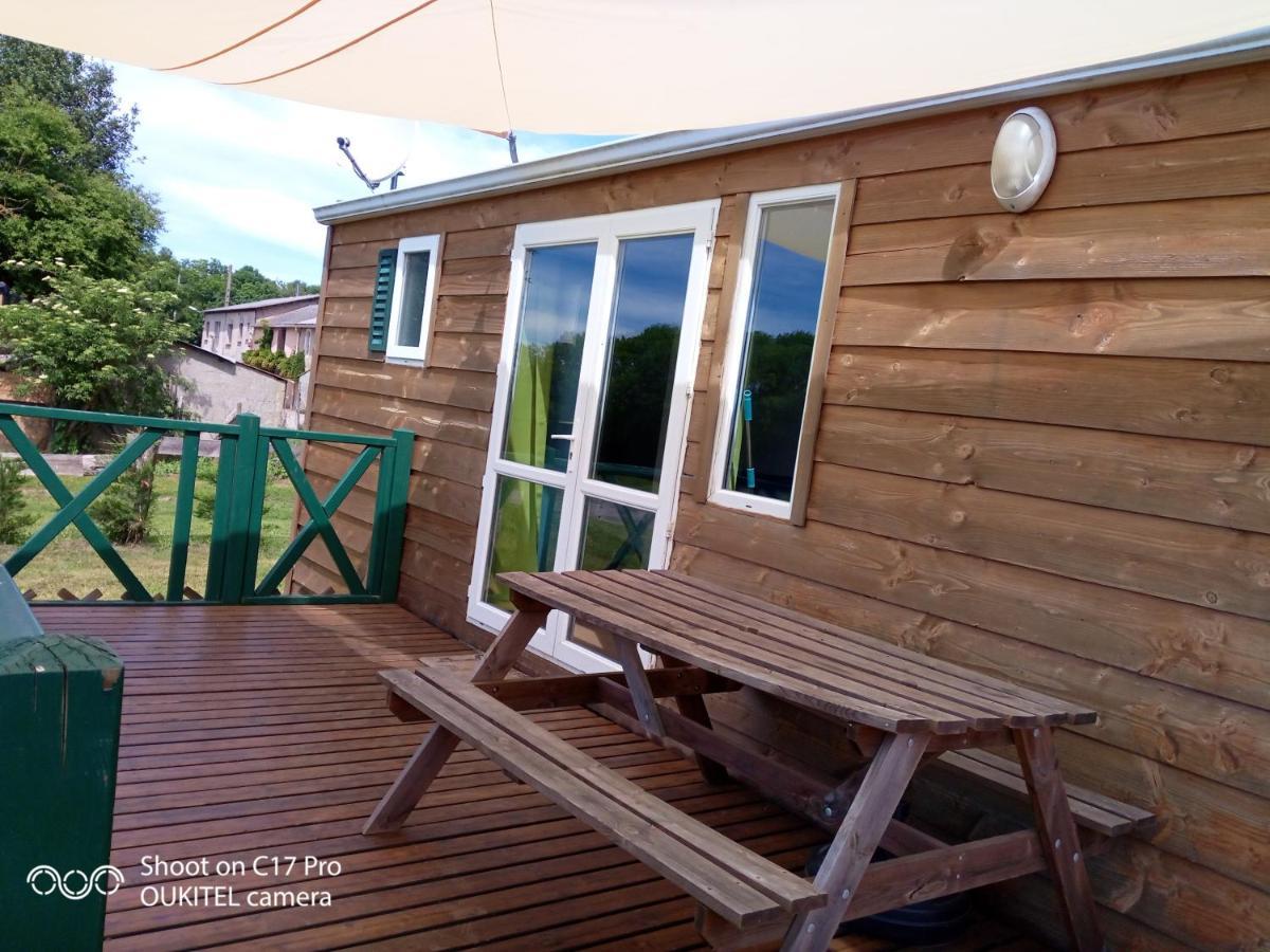Les Chalets De Bes "Le Campagnard " Lacombe المظهر الخارجي الصورة